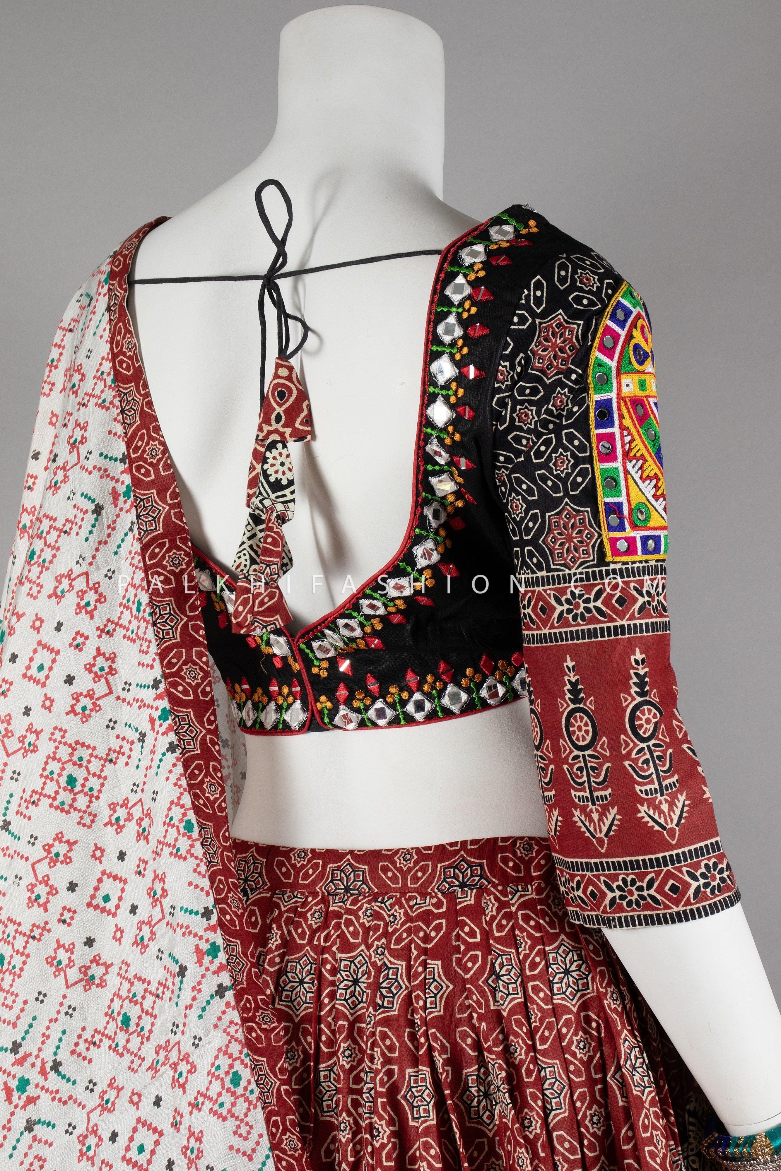 Ajarakh & Gamthi Work Navratri Chaniya Choli Set – Palkhi Fashion