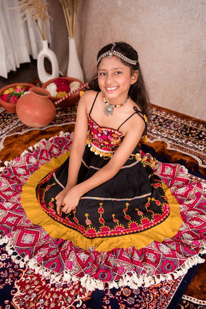 Black Cotton Chaniya Choli for Girls with Handcrafted Embroidery ā Palkhi Fashion