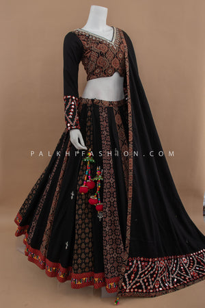Black Premium Cotton Silk Chaniya Choli with Ajrakh & Mirror Work – Palkhi Fashion