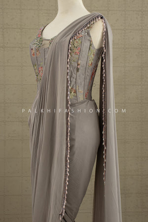 🩶 Ethereal Grace: Sculpted Grey Drape Saree with Floral Corset Blouse – Palkhi Fashion