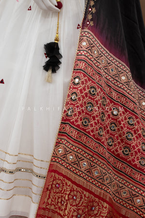 Ethnic Elegance: White/Black Navratri Chaniya Choli with Gaji Silk Dupatta – Palkhi Fashion
