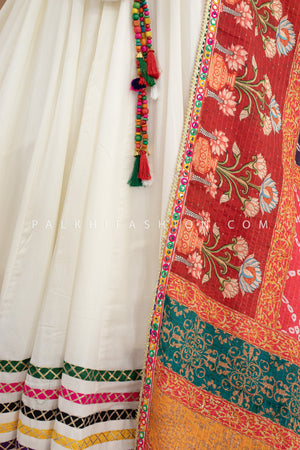 Festive Elegance: Black & Pink Chaniya Choli with Multicolor Bandhani Dupatta – Palkhi Fashion