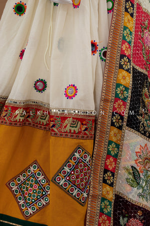 🌟 Festive Elegance: White Designer Multicolor Navratri Chaniya Choli – Palkhi Fashion