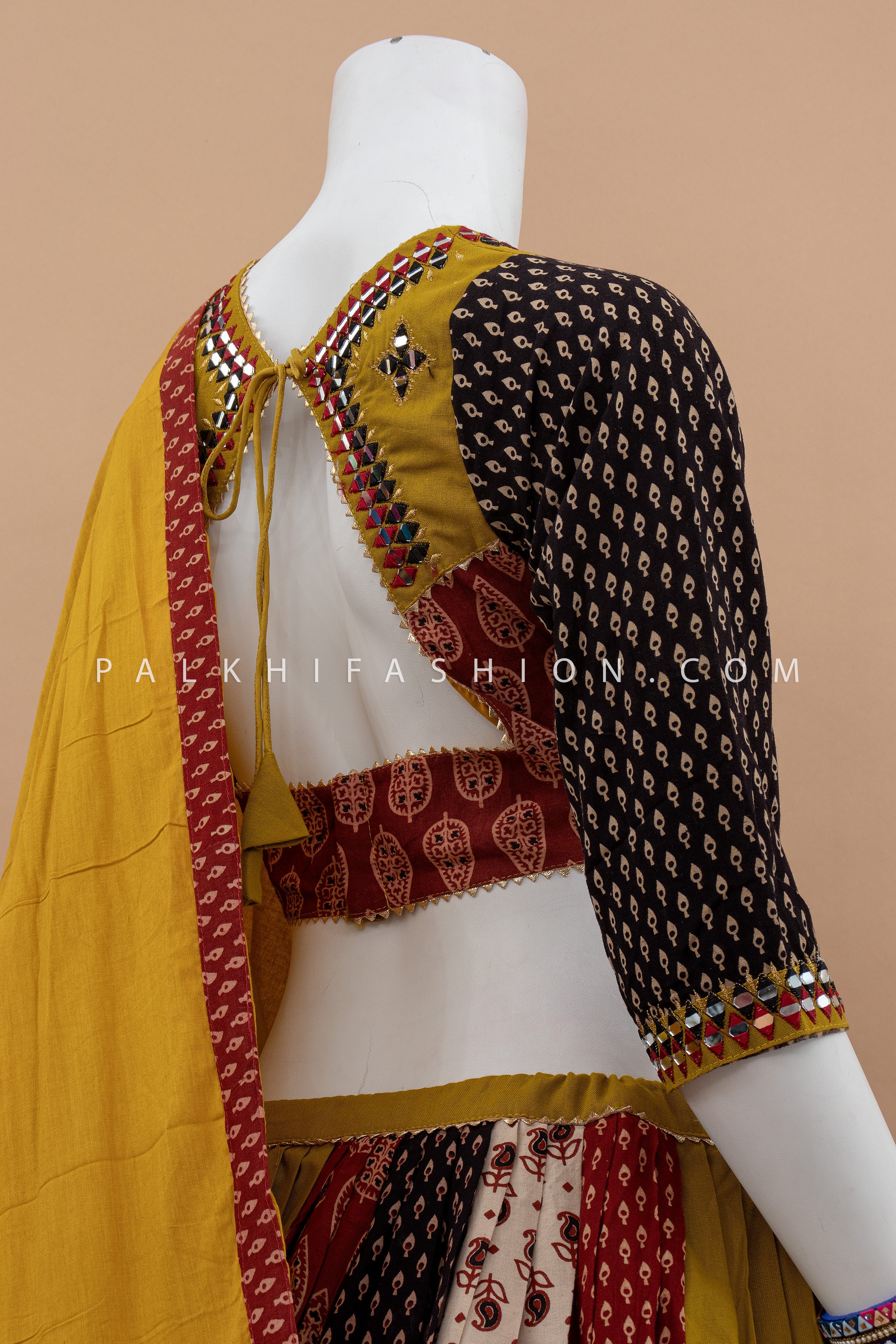 ✨ Festive Harmony: Multicolor Ajarakh Navratri Chaniya Choli