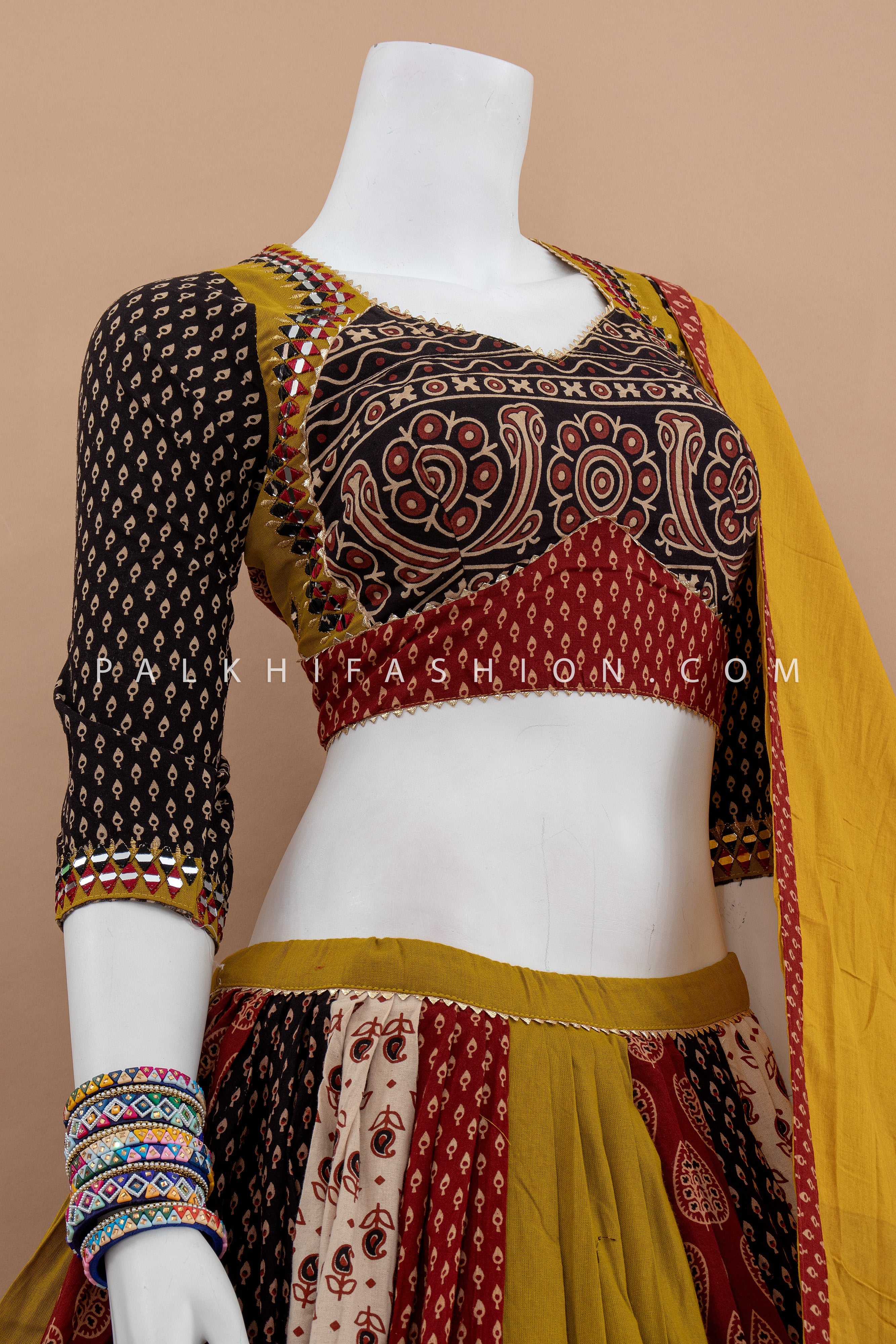 ✨ Festive Harmony: Multicolor Ajarakh Navratri Chaniya Choli