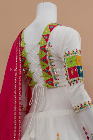 🤍 Festive Splendor: White Navratri Chaniya Choli with Multicolor Mirror Work – Palkhi Fashion