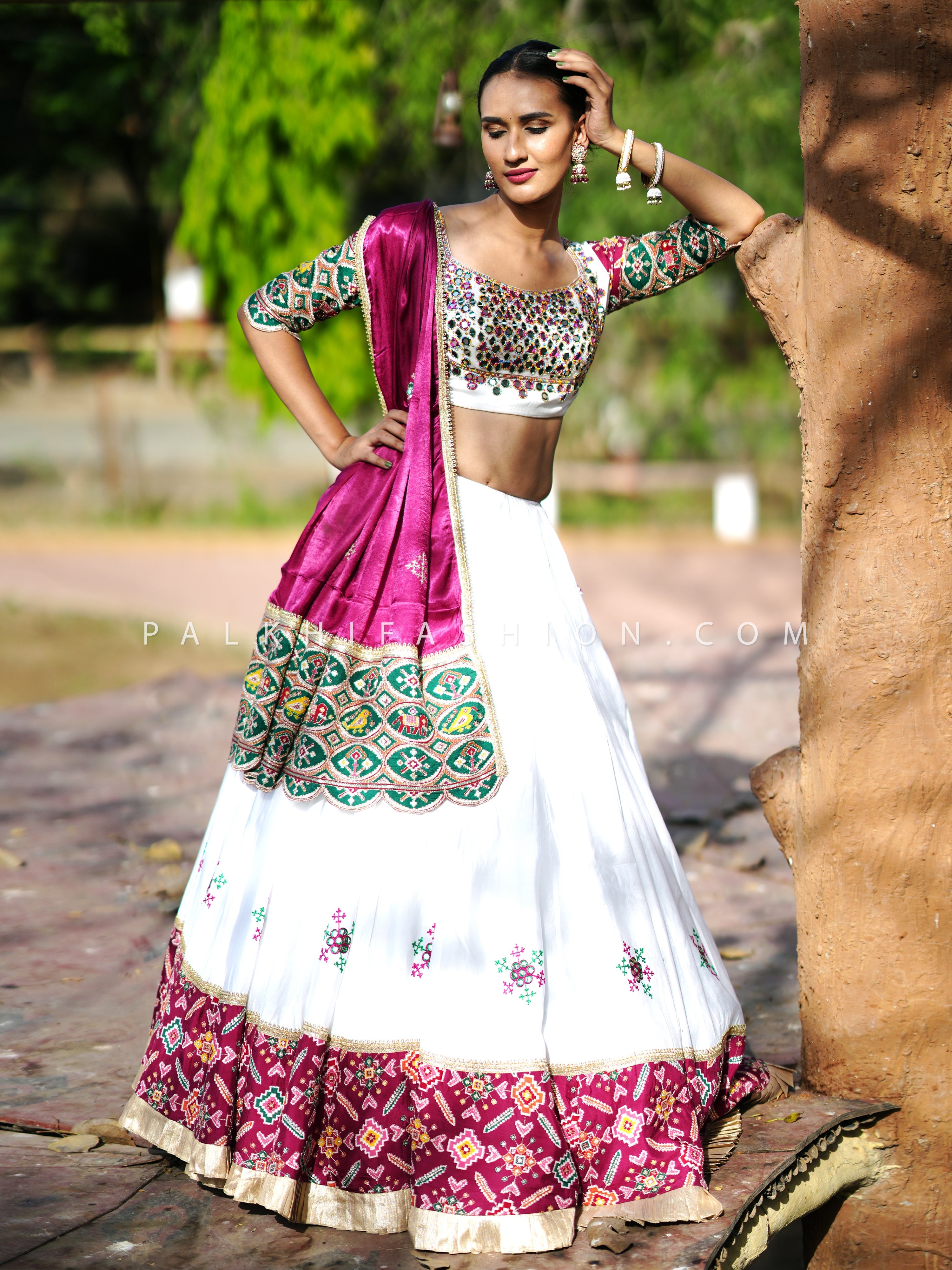 Heritage Glow: White Designer Chaniya Choli with Patola Work – Palkhi Fashion