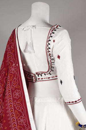 Kutch Combo: Ajrakh & Bandhani White Navratri Chaniya Choli - Palkhi Fashion