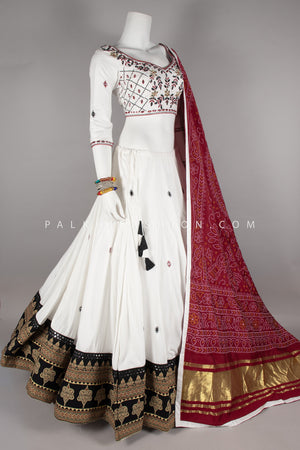 Kutch Combo: Ajrakh & Bandhani White Navratri Chaniya Choli - Palkhi Fashion