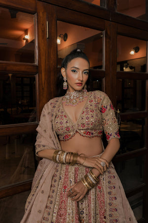 Majestic Allure: Exquisite Designer Lehenga Choli with Handcrafted Embellishments