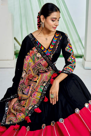 Midnight Majesty: Black Premium Cotton Silk Navratri Chaniya Choli with Mirror & Embroidery – Palkhi Fashion