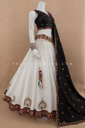 🖤 Monochrome Magic: Black & White Chaniya Choli with Multi color Embroidery – Palkhi Fashion