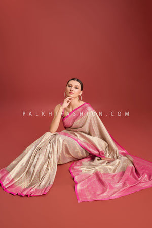 Off - White & Pink Kanjivaram Silk Saree with Elegant Weaving – Palkhi Fashion