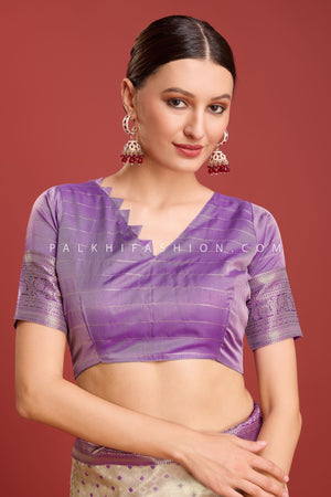 Off - White & Purple Kanjivaram Silk Saree with Elegant Weaving – Palkhi Fashion