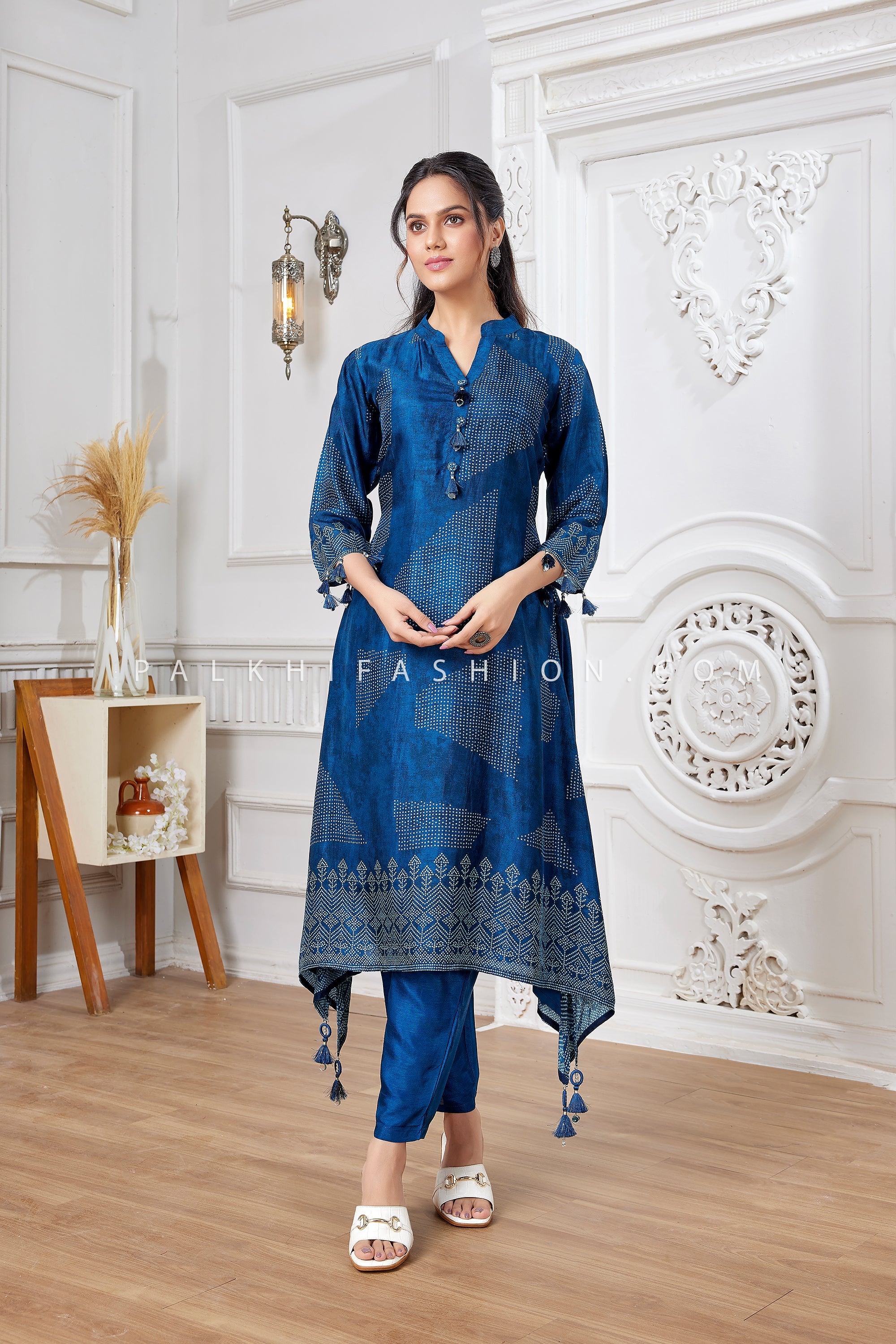 Printed Kurta Pant Ensemble with Ethnic Motifs – Palkhi Fashion