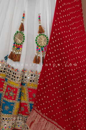 Raas Royale: 12 Meters Flair Lavish White/Multi Color Designer Navratri Chaniya Choli