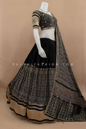 🖤 Rajasthani Ajarakh Elegance: Black Ajarakh & Aari Work Navratri Chaniya Choli