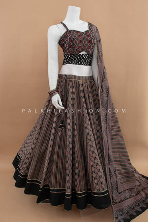 Rajasthani Elegance: Ajarakh Designer Chaniya Choli with Mirror Work – Palkhi Fashion