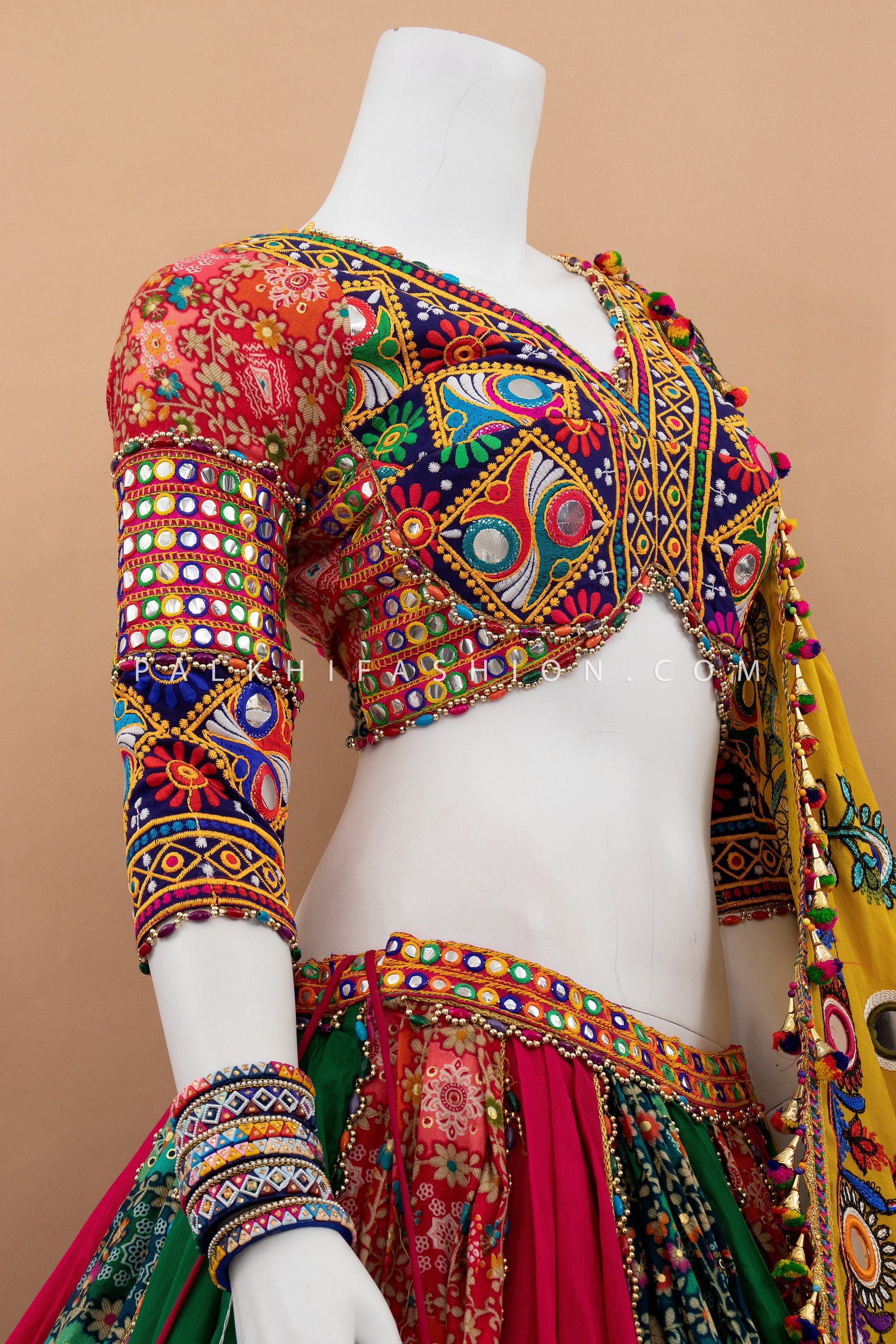 ✨ Rang Riwaaz: Multicolor Kutchi Work Chaniya Choli with Stunning Dupatta – Palkhi Fashion