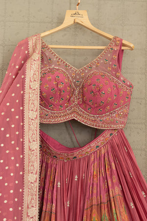 ✨ Royal Fusion: Rosewood Pink Patola Weave Lehenga Choli – Palkhi Fashion