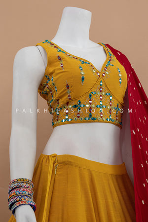 Royal Radiance: Light Mustard Designer Chaniya Choli with Mirror & Bandhani Work – Palkhi Fashion