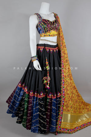Sparkle & Spin: Black Navratri Chaniya Choli with Bandhani & Ikat