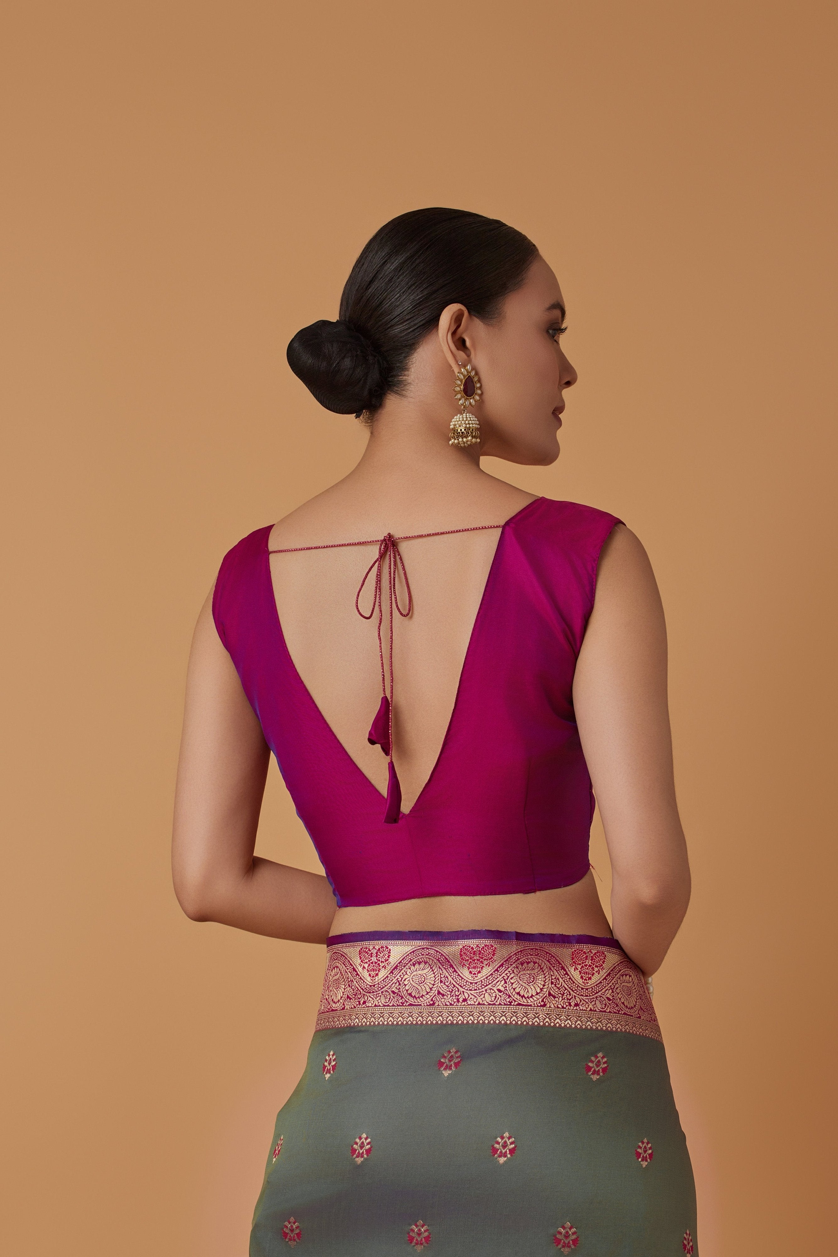 Stunning Kanjivaram Silk Saree with Appealing work – Palkhi Fashion