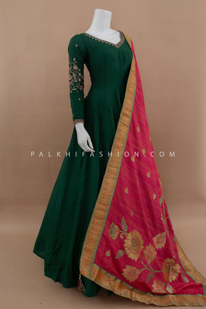 Timeless Emerald Green Soft Silk Indian Outfit with Beautiful Dupatta – Palkhi Fashion