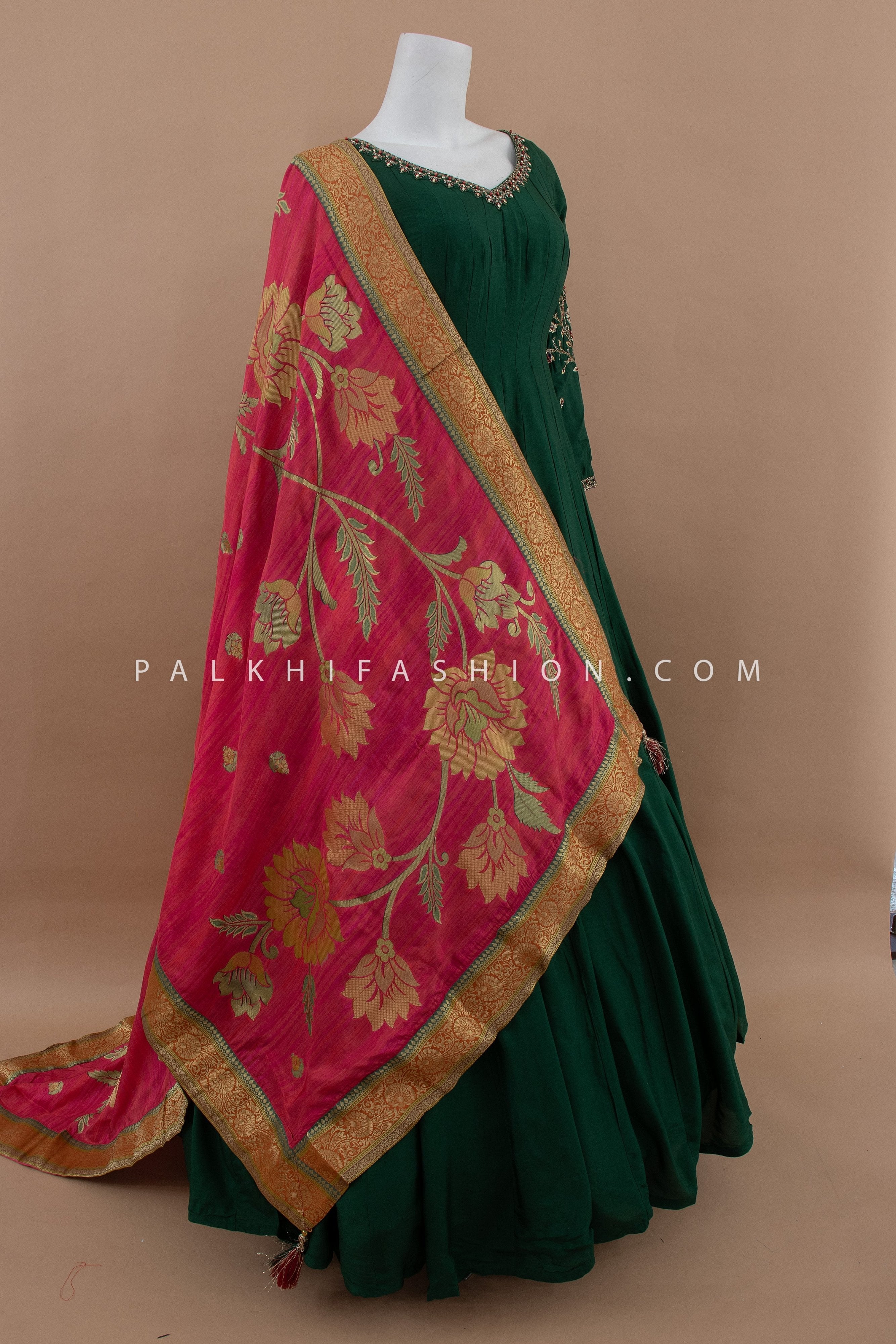 Timeless Emerald Green Soft Silk Indian Outfit with Beautiful Dupatta – Palkhi Fashion