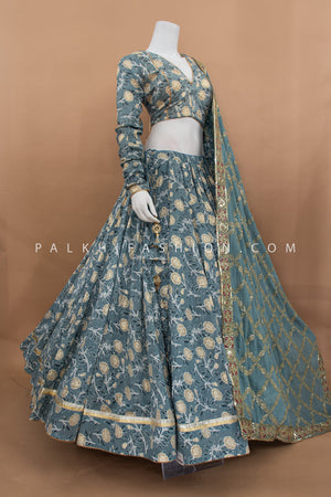 ✨ Timeless Grace: 12 meters Malabar Cotton Floral Chaniya Choli with Attractive Dupatta – Palkhi Fashion
