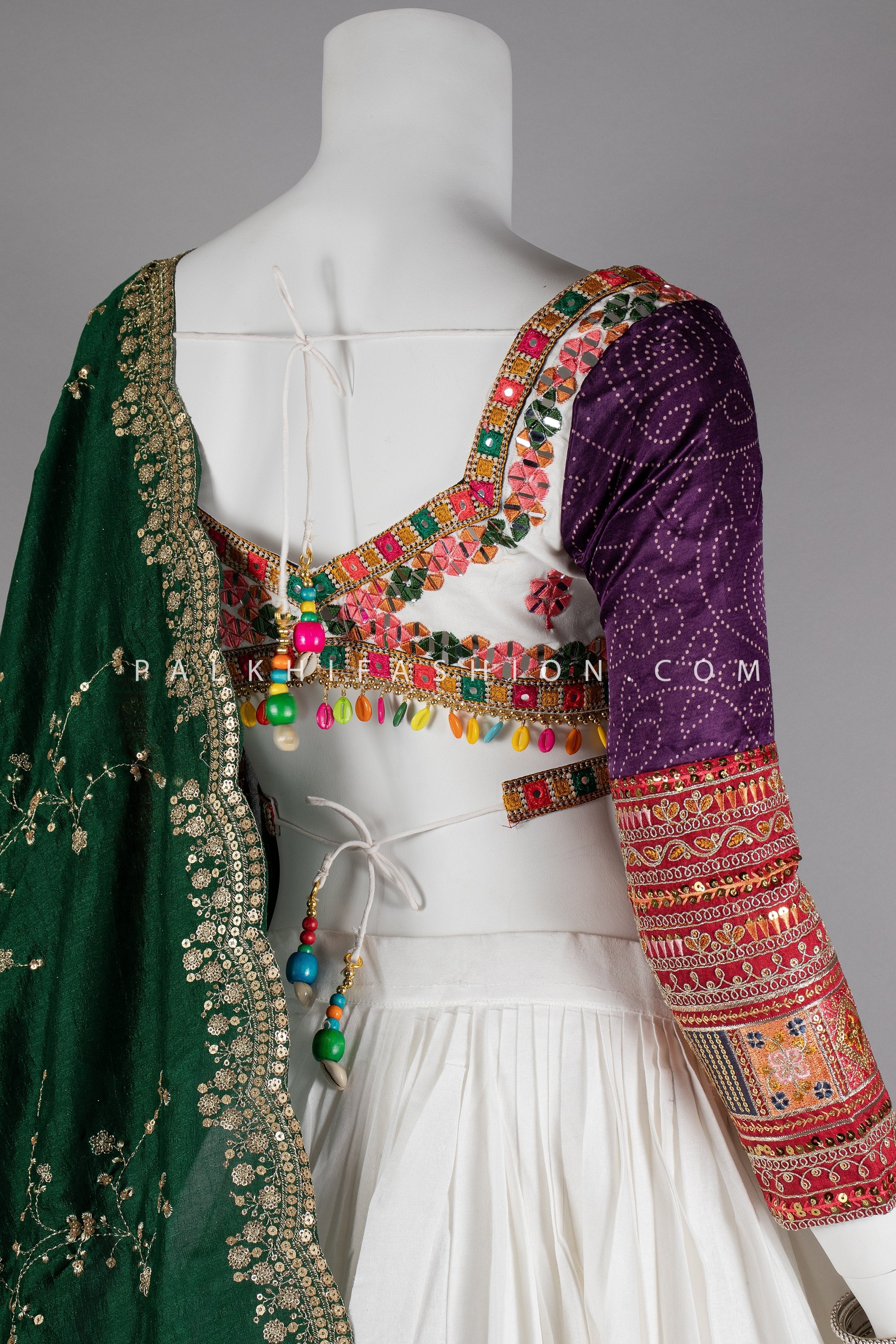 White Elegance: Vintage Work Designer Chaniya Choli Set