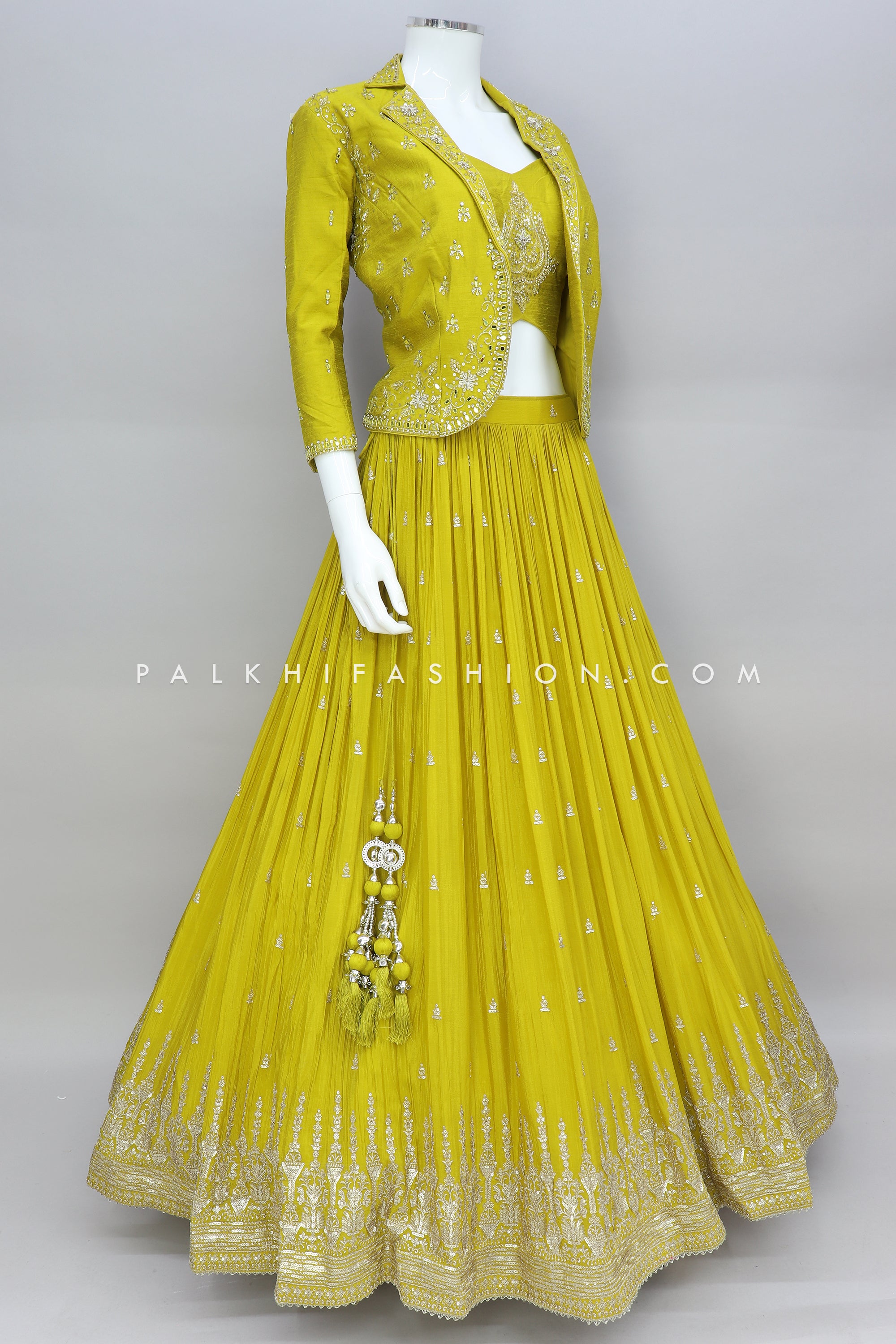 Wine Pure Banarasi Silk Lehenga Choli for Women and Girls, Wedding  Reception Engagement Party Wear Silk Lehenga Choli, Ready Made Lehengas -  Etsy | Indian dresses traditional, Party wear indian dresses, Traditional