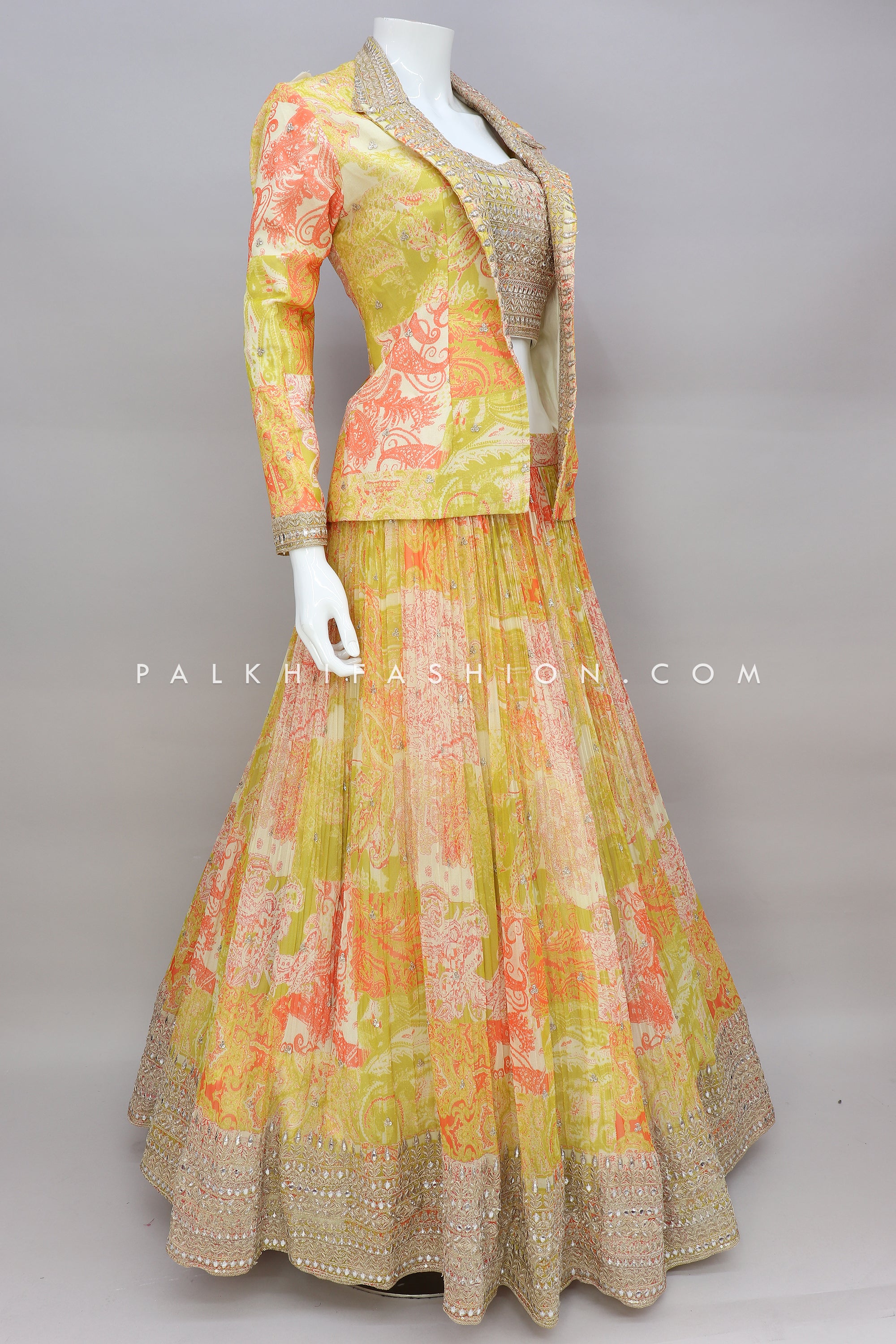 Gorgeous Bangladeshi, Indian and Pakistani Bridal Lehenga - Bellatory