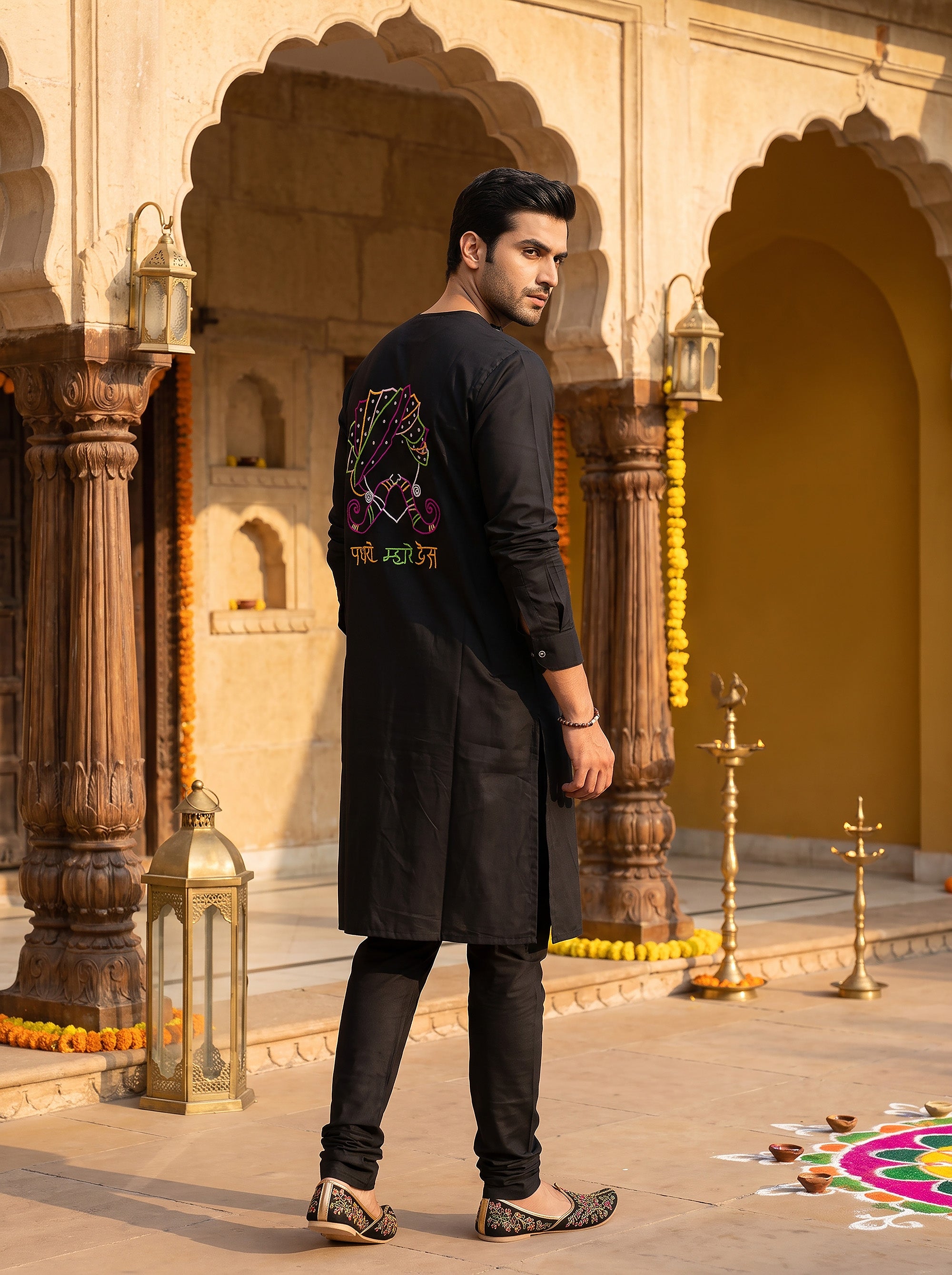 Mharo Des | Black Premium Kurta Threadwork | Palkhi Fashion