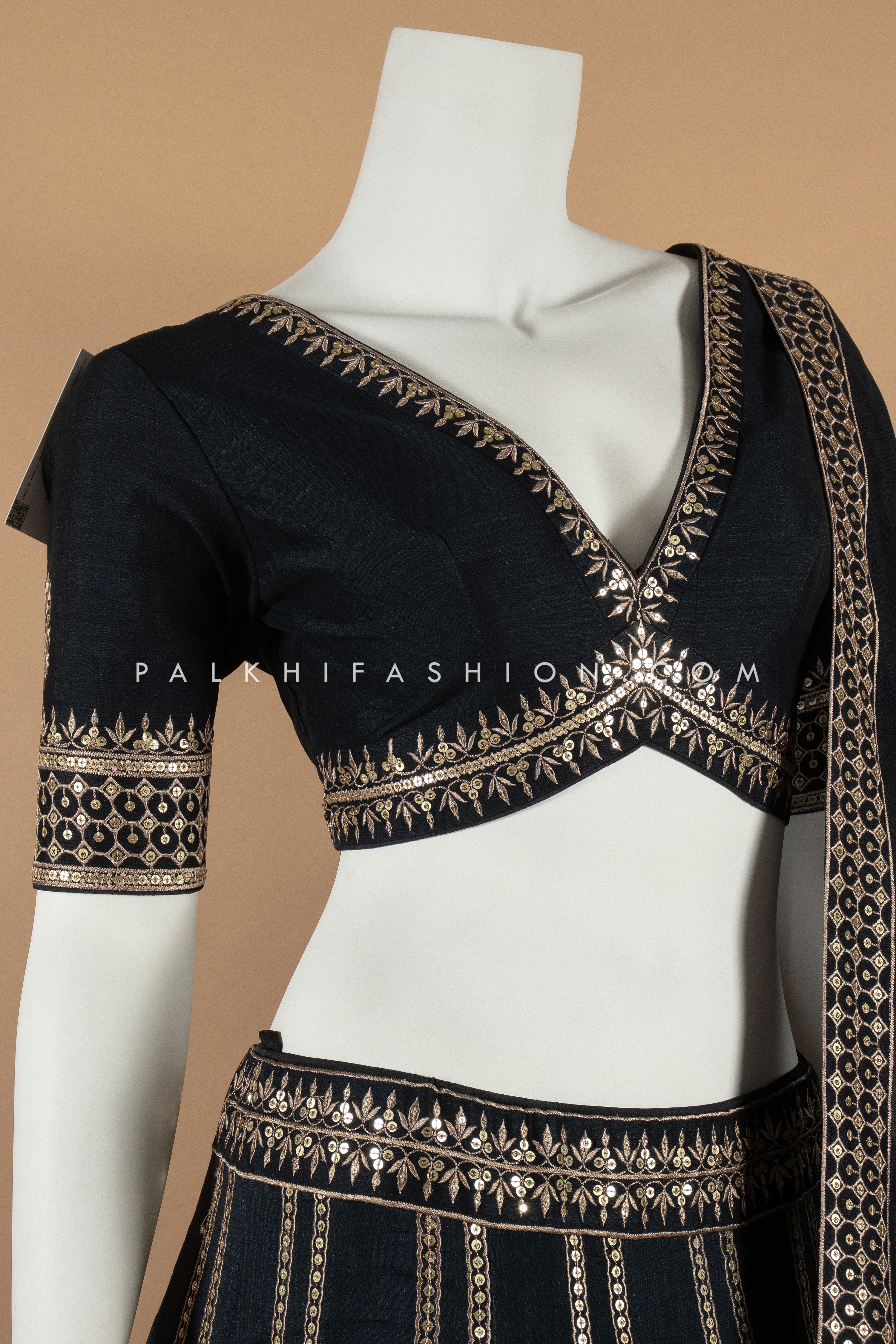 Black Soft Silk Lehenga Choli – Exquisite Thread Embroidery & Elegant Design 