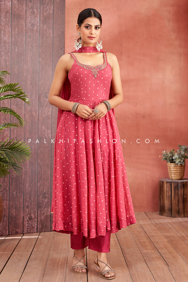 Classic Elegance: Signature Coral Pink Indian outfit with Intricate work