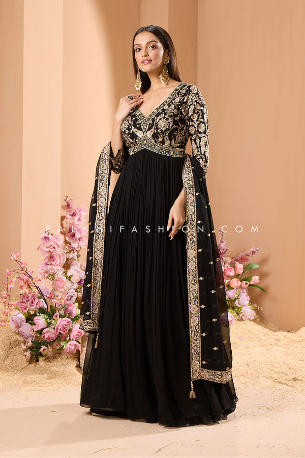 Designer Black Indian Outfit – Exquisite Threadwork & Handcrafted Details