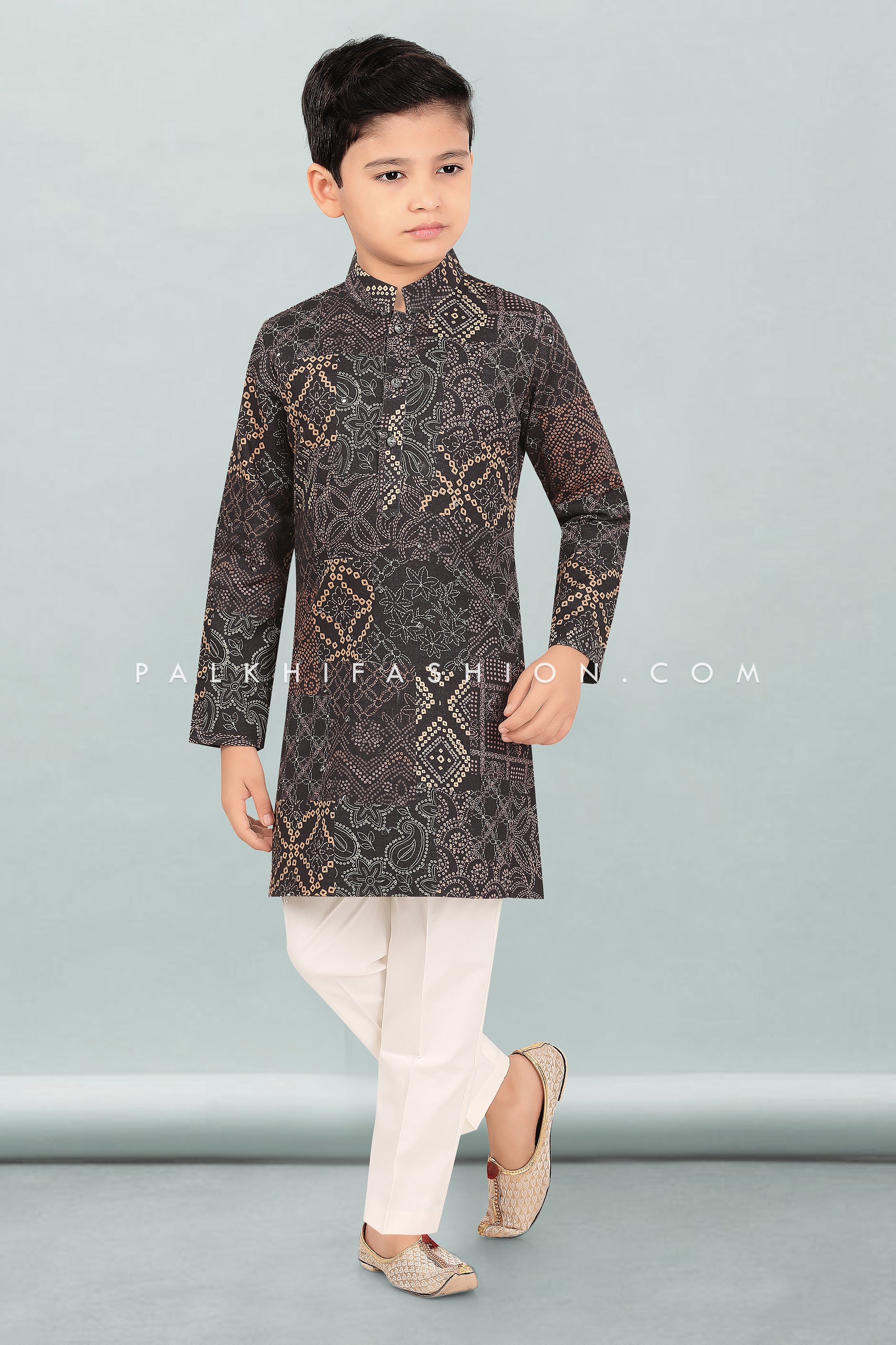 Dusty Black Cotton Boys Kurta Pajama with Bandhani & Prints – Palkhi Fashion 