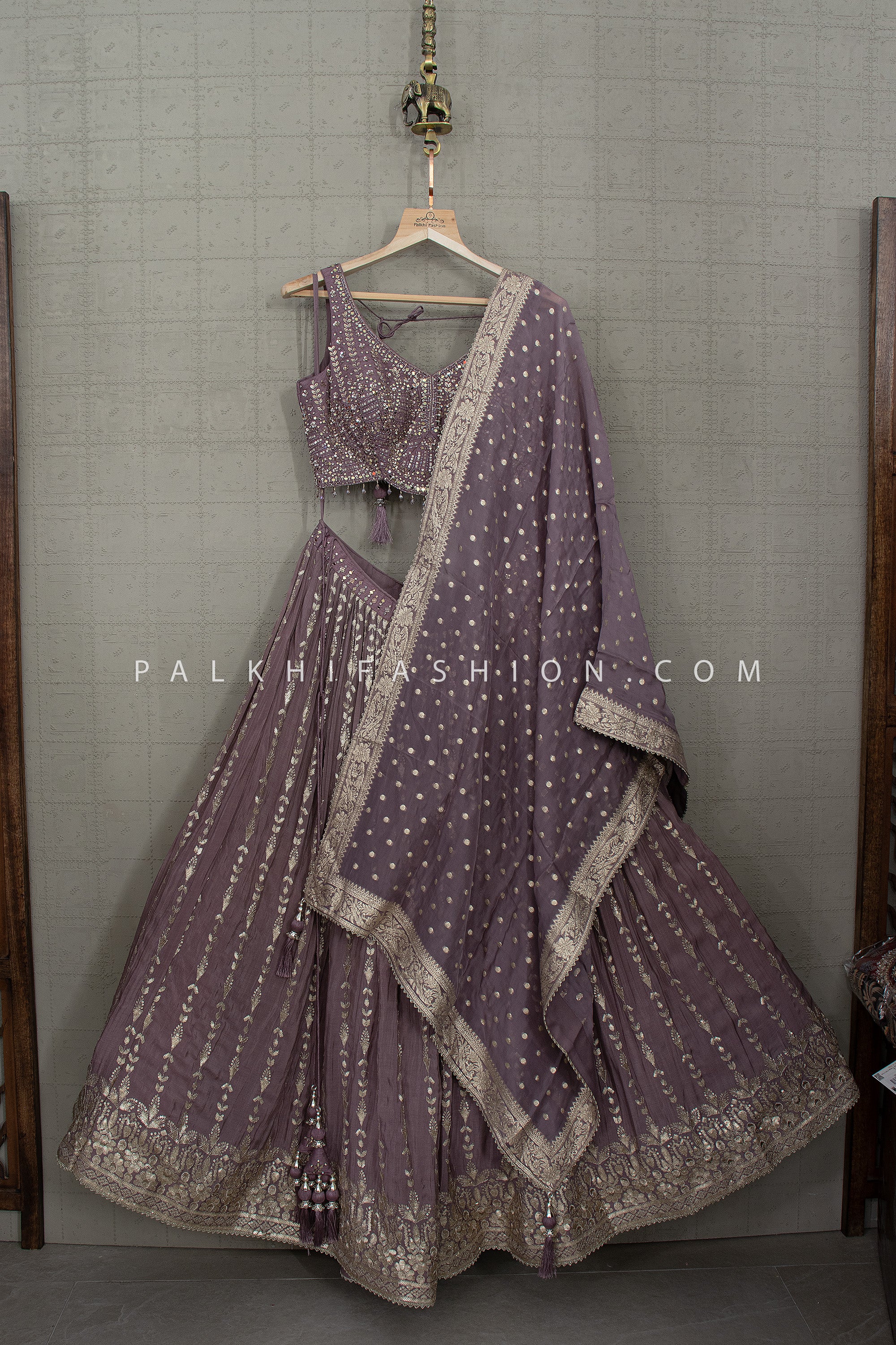 Moonlit Majesty – Dusty Lavender Designer Lehenga with Mirror Handwork & Embroidered Dupatta | Palkhi Fashion