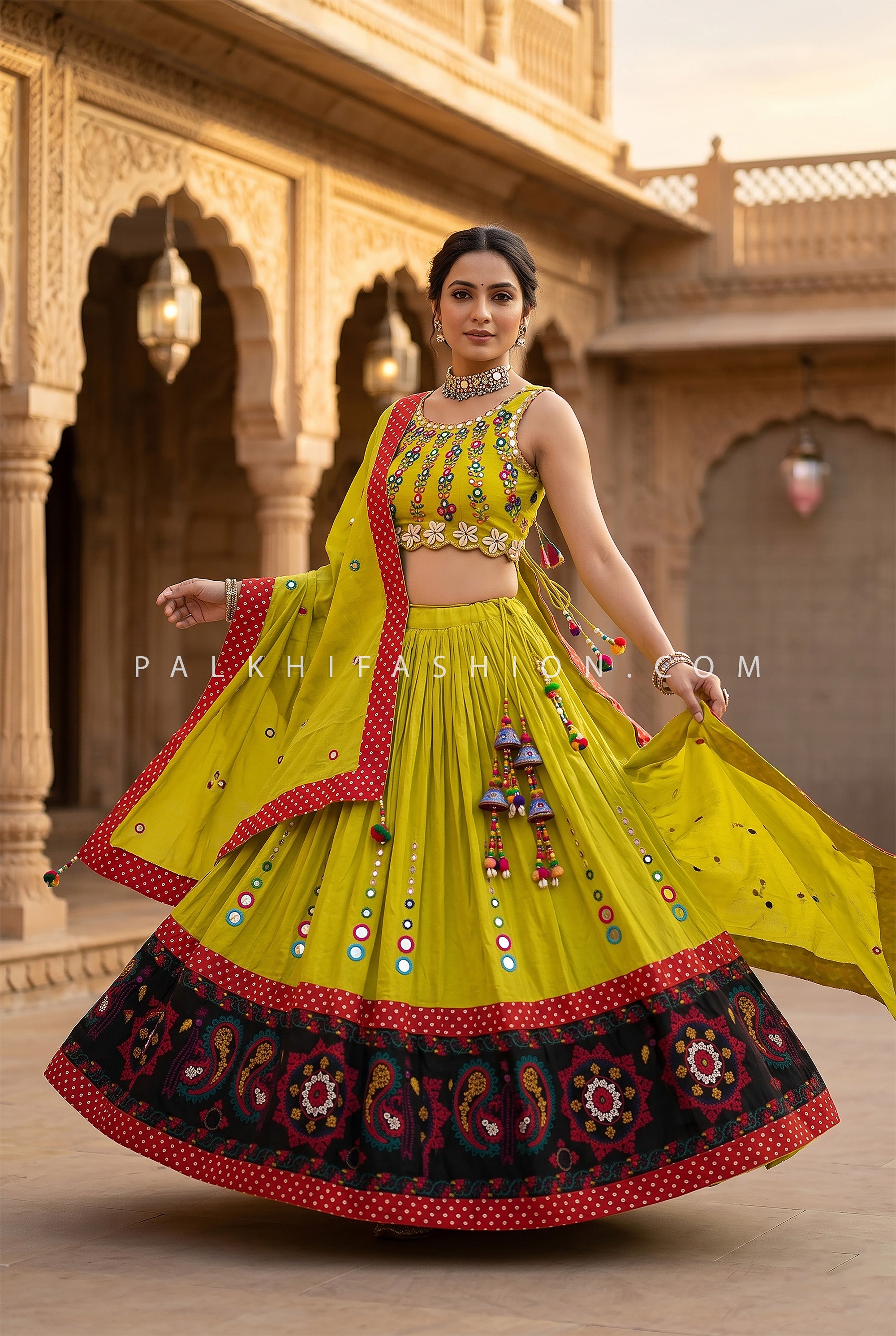 Garba Radiance – Green Mirror Work Navratri Chaniya Choli | Palkhi Fashion