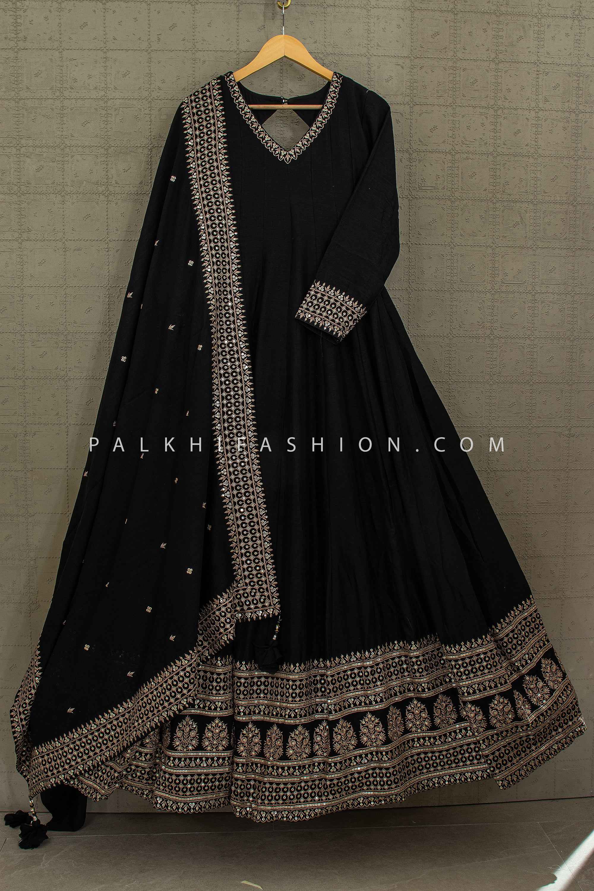 Classic Couture Muse – Elegant Black Designer Silk Gown with Dupatta – Palkhi Fashion