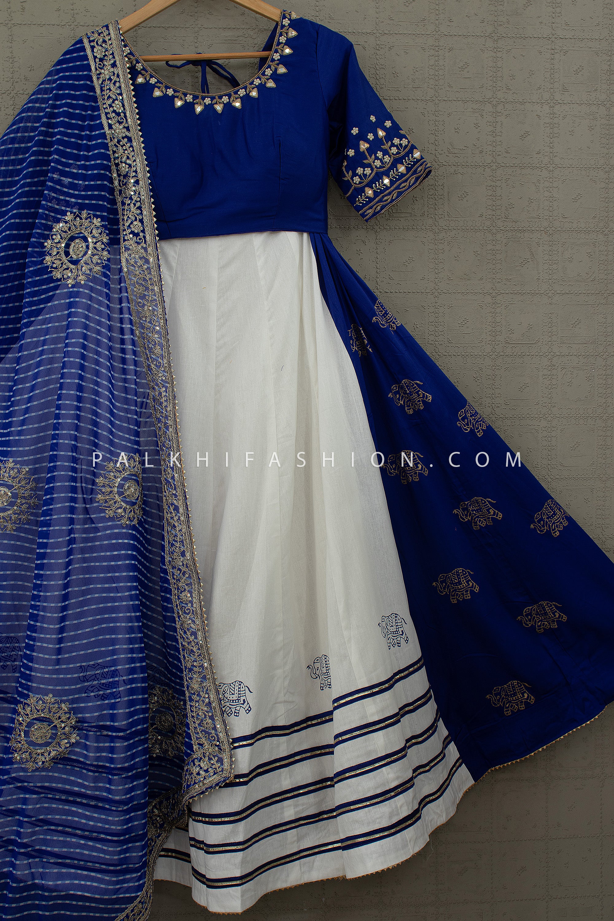 grey and blue dress combination FASHION: BLUE & GREY WHAT A GREAT MATCH
