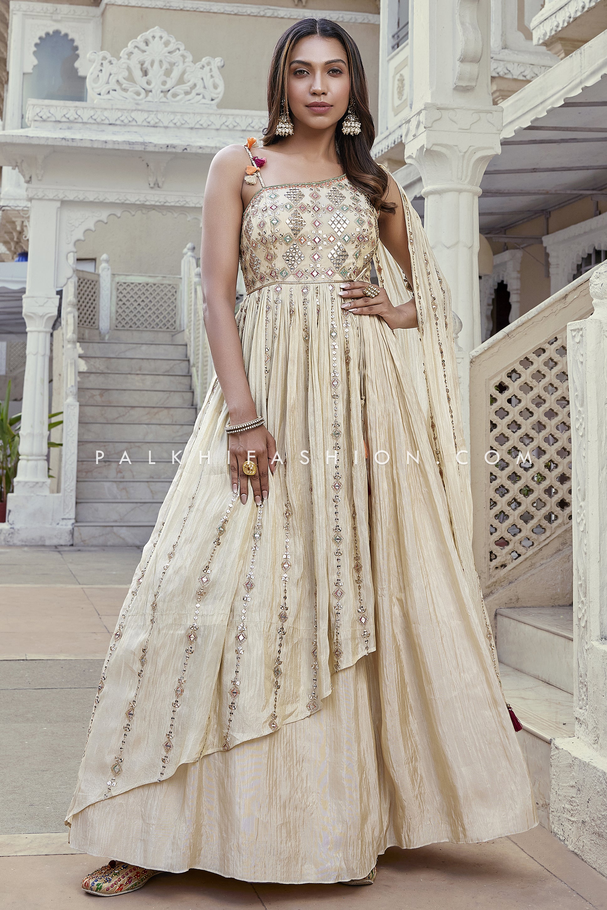 0 Likes, 0 Comments - Palkhi Fashion - Houston (@palkhifashion) on  Instagram: “Pure Geor… | Indian designer outfits, Designer dresses indian,  Indian fashion dresses