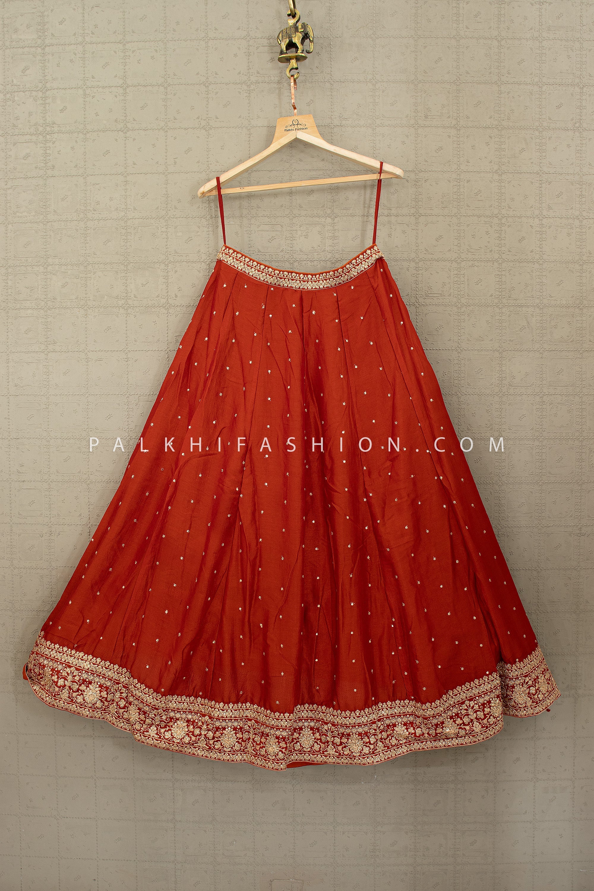 A Timeless Lehenga Choli Set with Elegant Embroidery | Palkhi Fashion Houston
