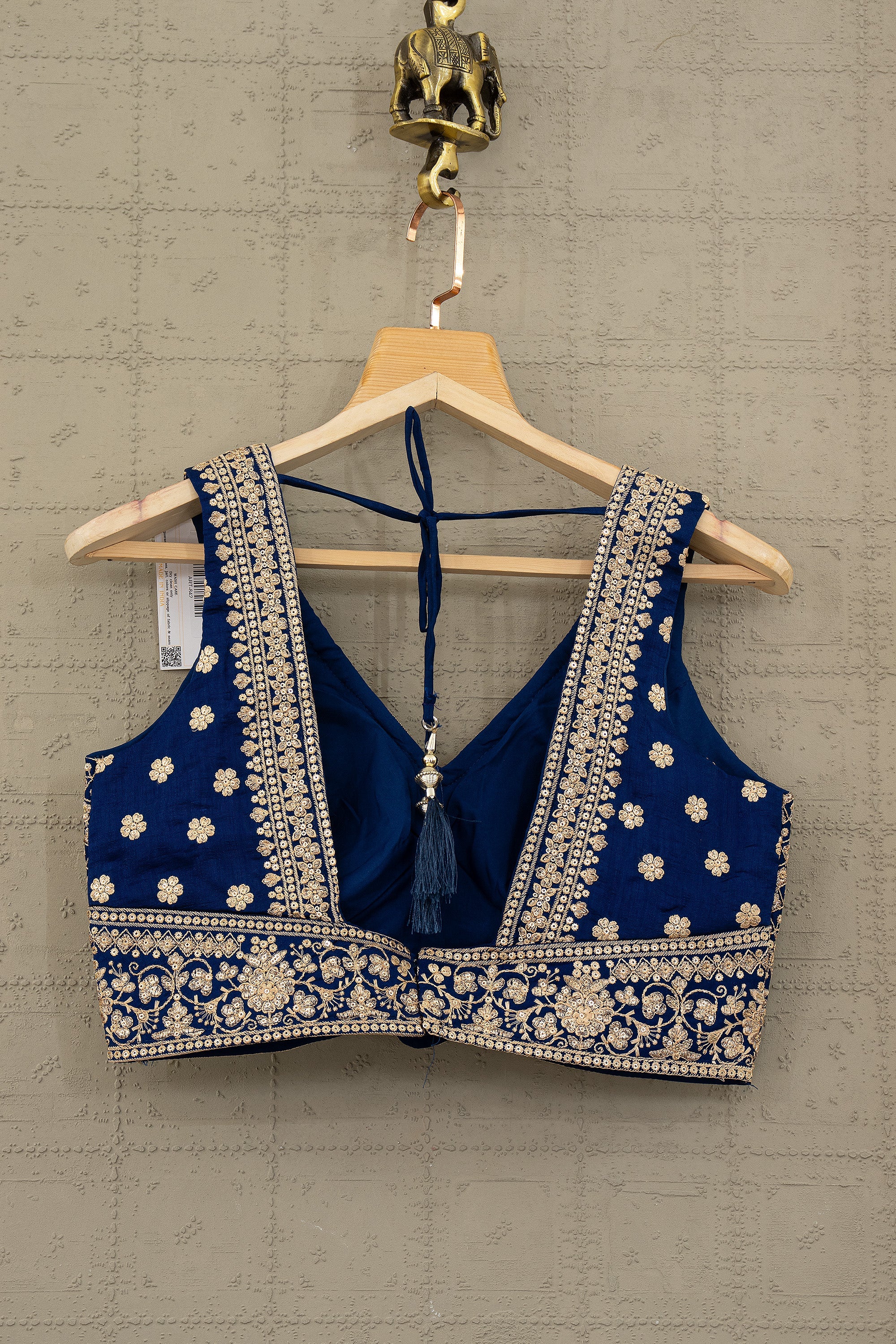 A Timeless Lehenga Choli Set with Elegant Embroidery | Palkhi Fashion Houston