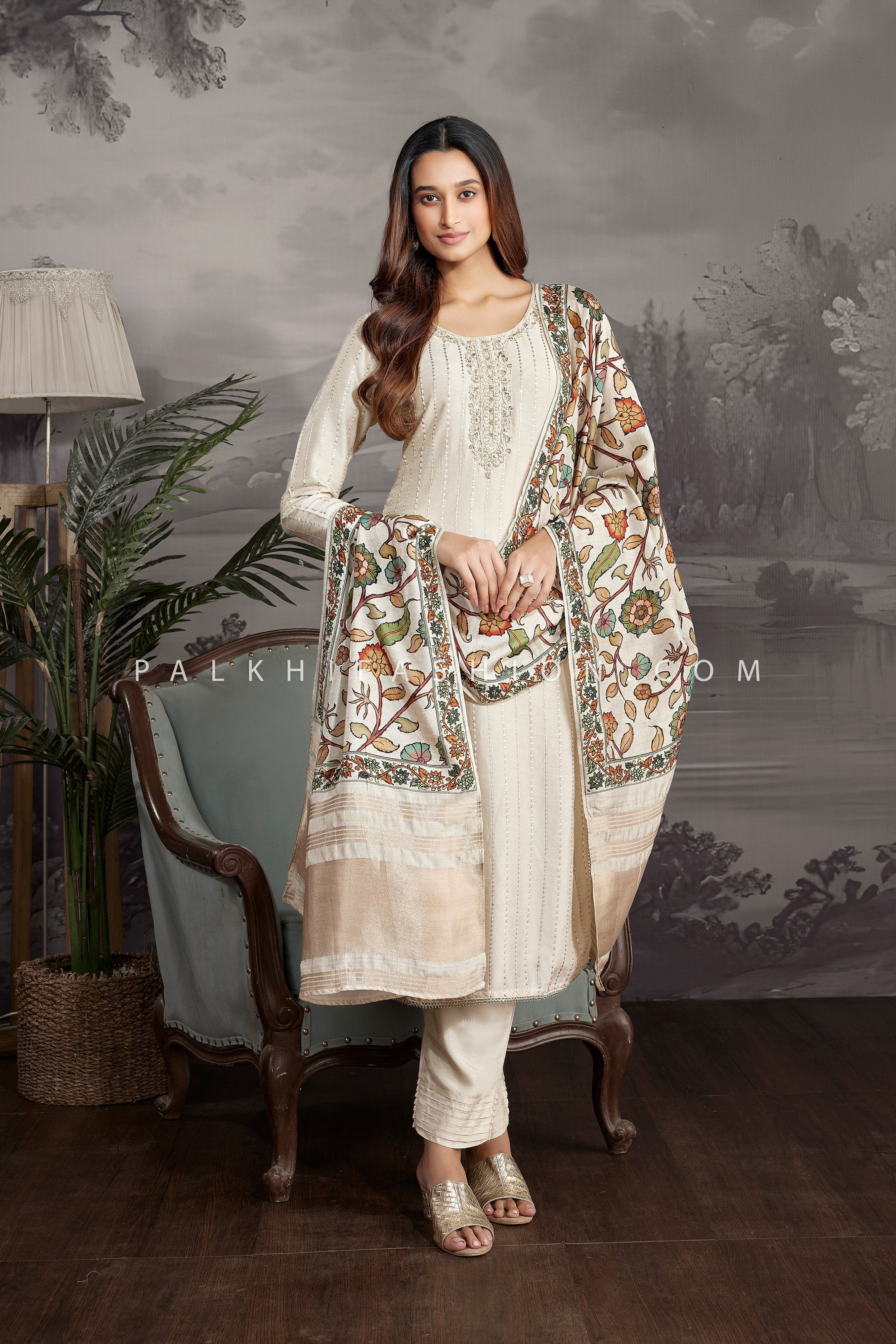 Elegant Cream Straight Suit Set with Kalamkari Dupatta – Palkhi Fashion