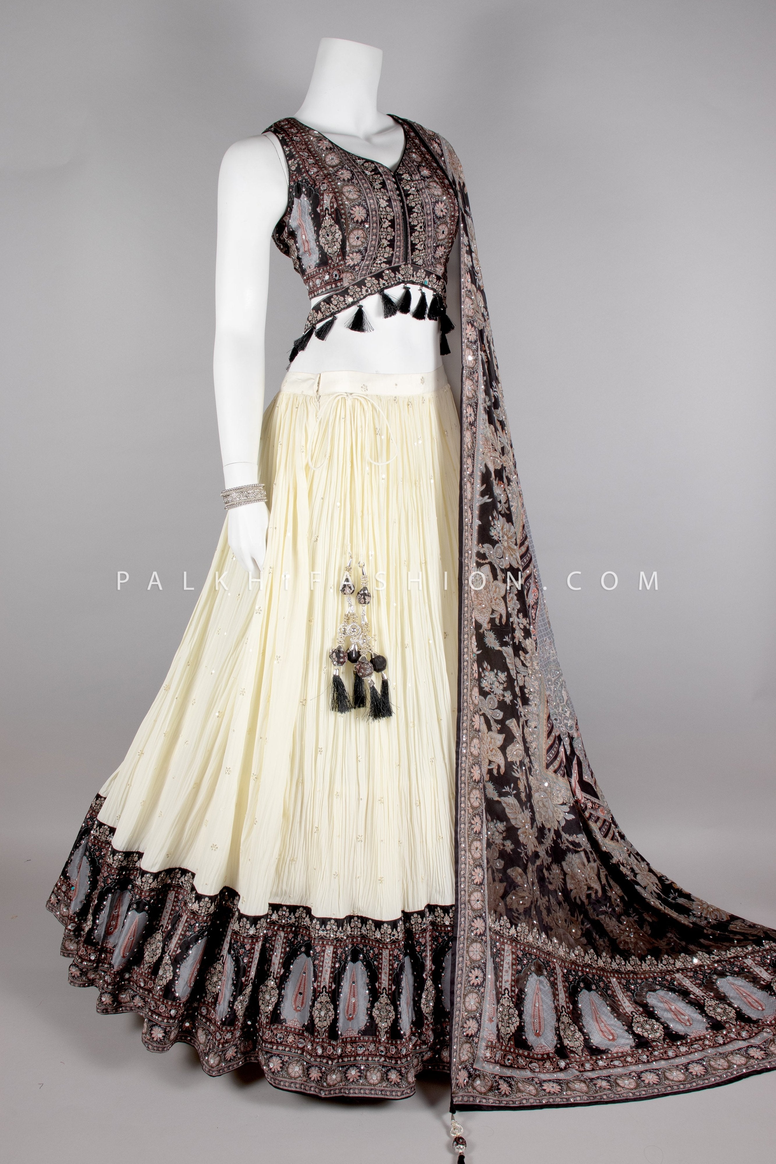Elegant Cream/Black Georgette Lehenga Choli with Mirror Work – Palkhi Fashion