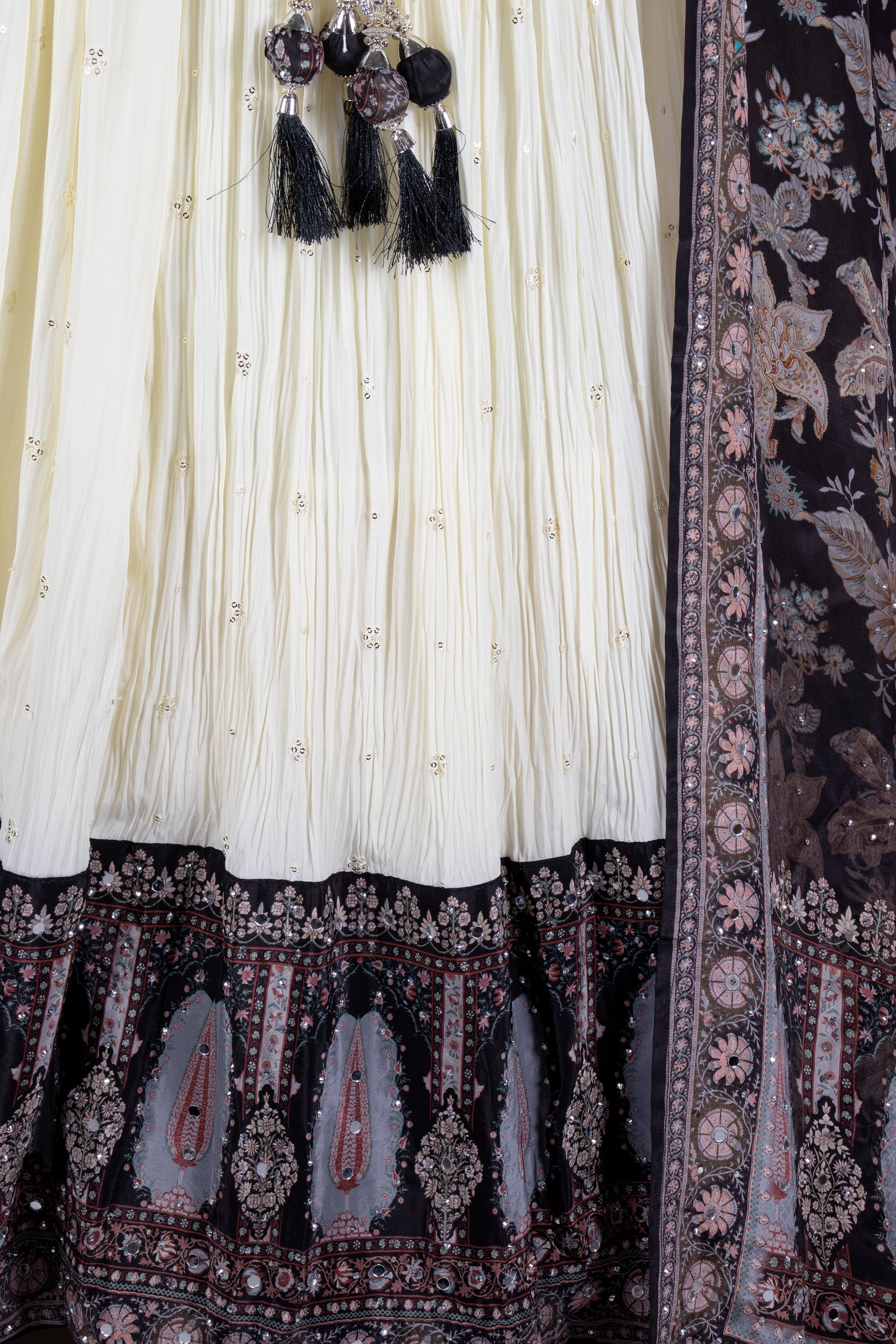 Elegant Cream/Black Georgette Lehenga Choli with Mirror Work – Palkhi Fashion