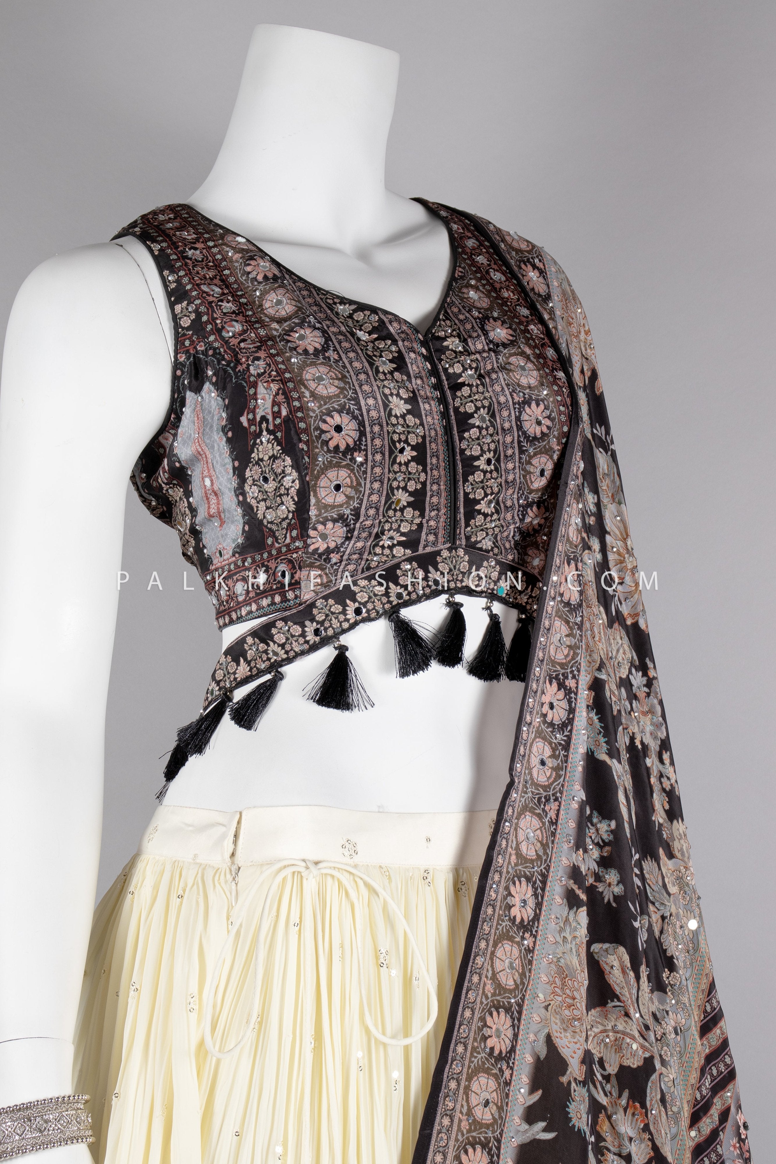 Elegant Cream/Black Georgette Lehenga Choli with Mirror Work – Palkhi Fashion