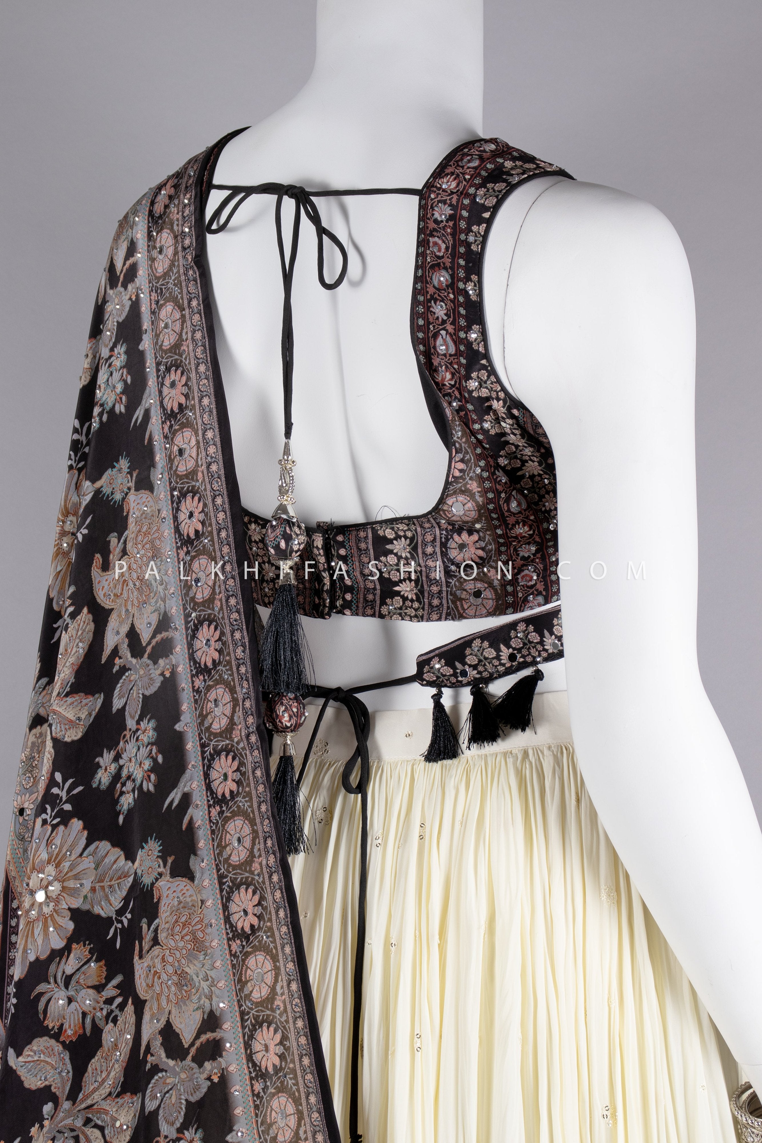 Elegant Cream/Black Georgette Lehenga Choli with Mirror Work – Palkhi Fashion